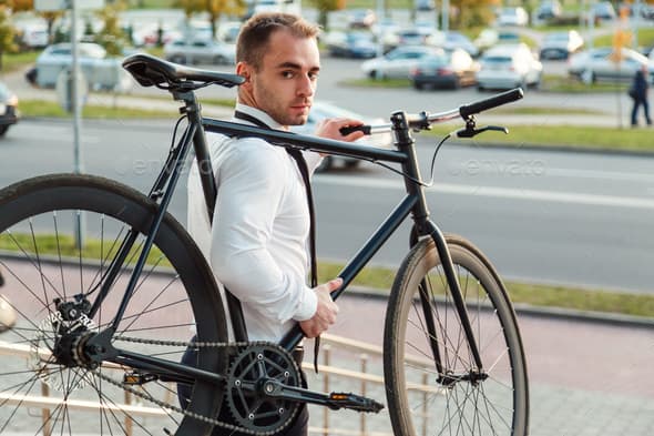 Homem bicicleta 
